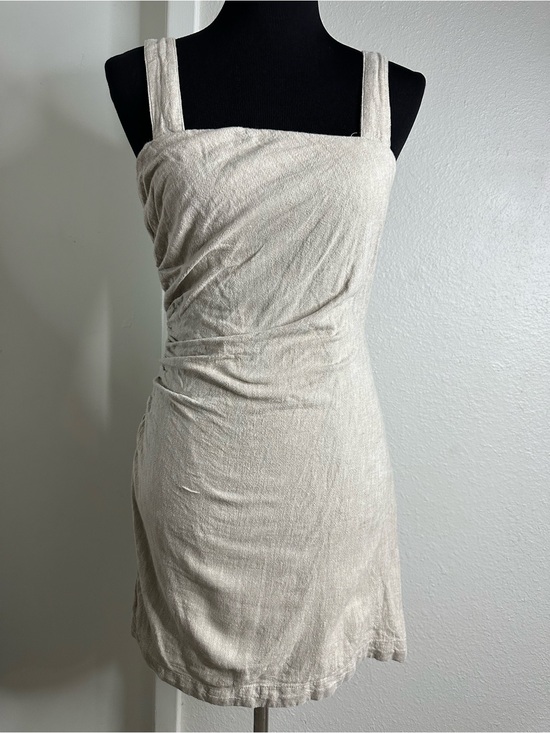 Abercrombie & Fitch Dresses & Skirts - Abercrombie & Fitch Cream Square-Neck Mini Dress